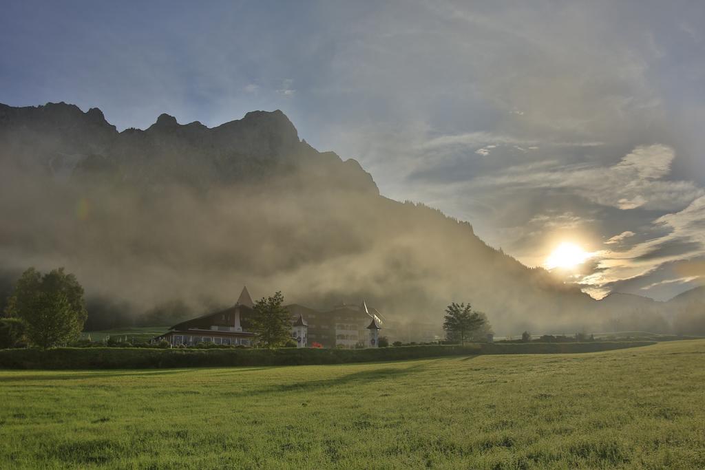 Romantik Resort & Spa Der Laterndl Hof Haldensee Dış mekan fotoğraf