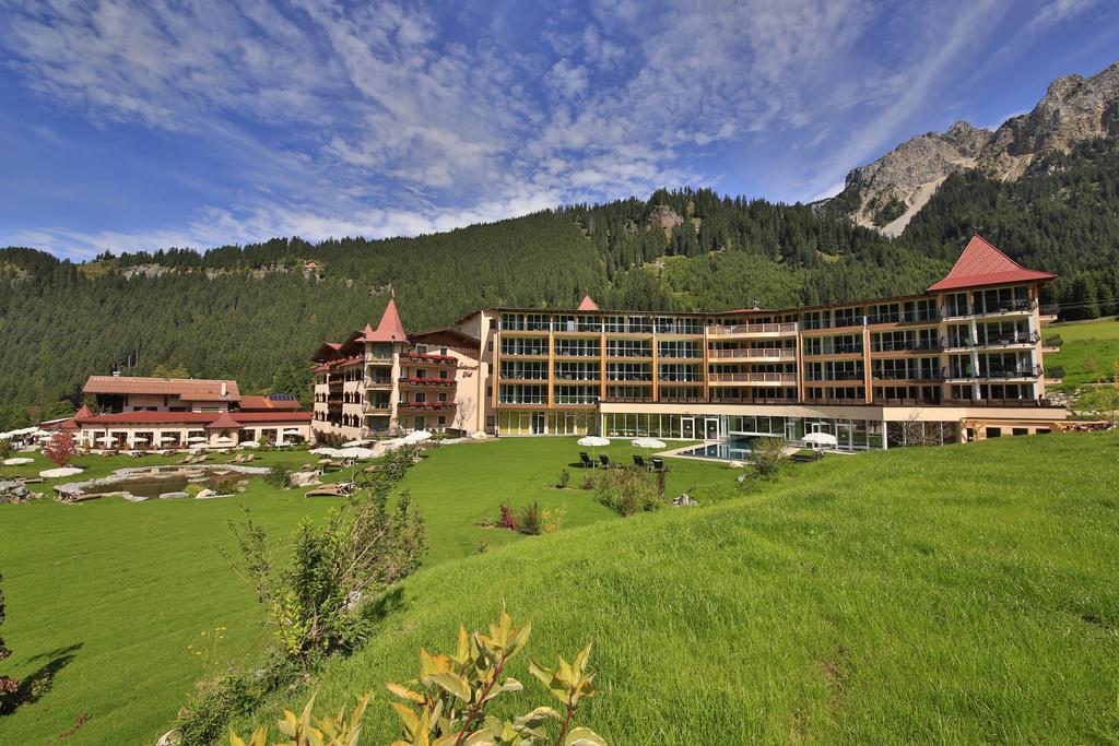 Romantik Resort & Spa Der Laterndl Hof Haldensee Dış mekan fotoğraf