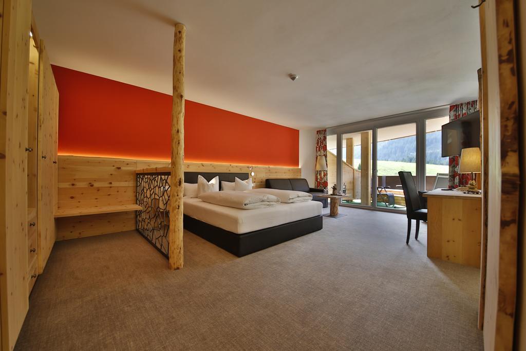 Romantik Resort & Spa Der Laterndl Hof Haldensee Dış mekan fotoğraf